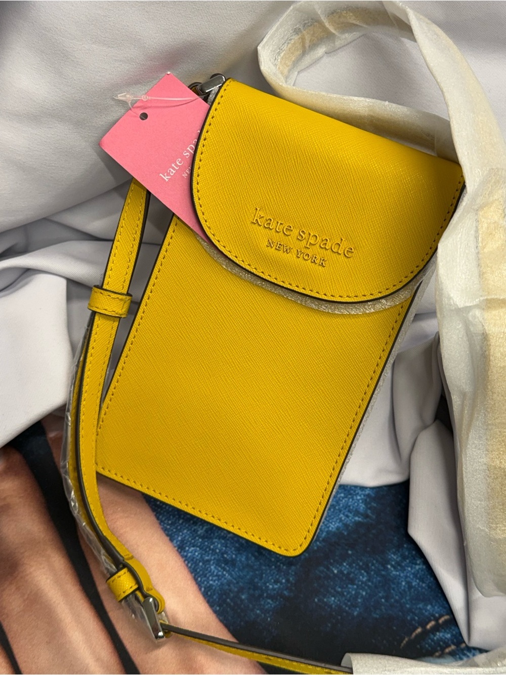 (new+tag) Kate Spade yellow saffiano league crossbody phone bag 7.25 x 4.25 inch